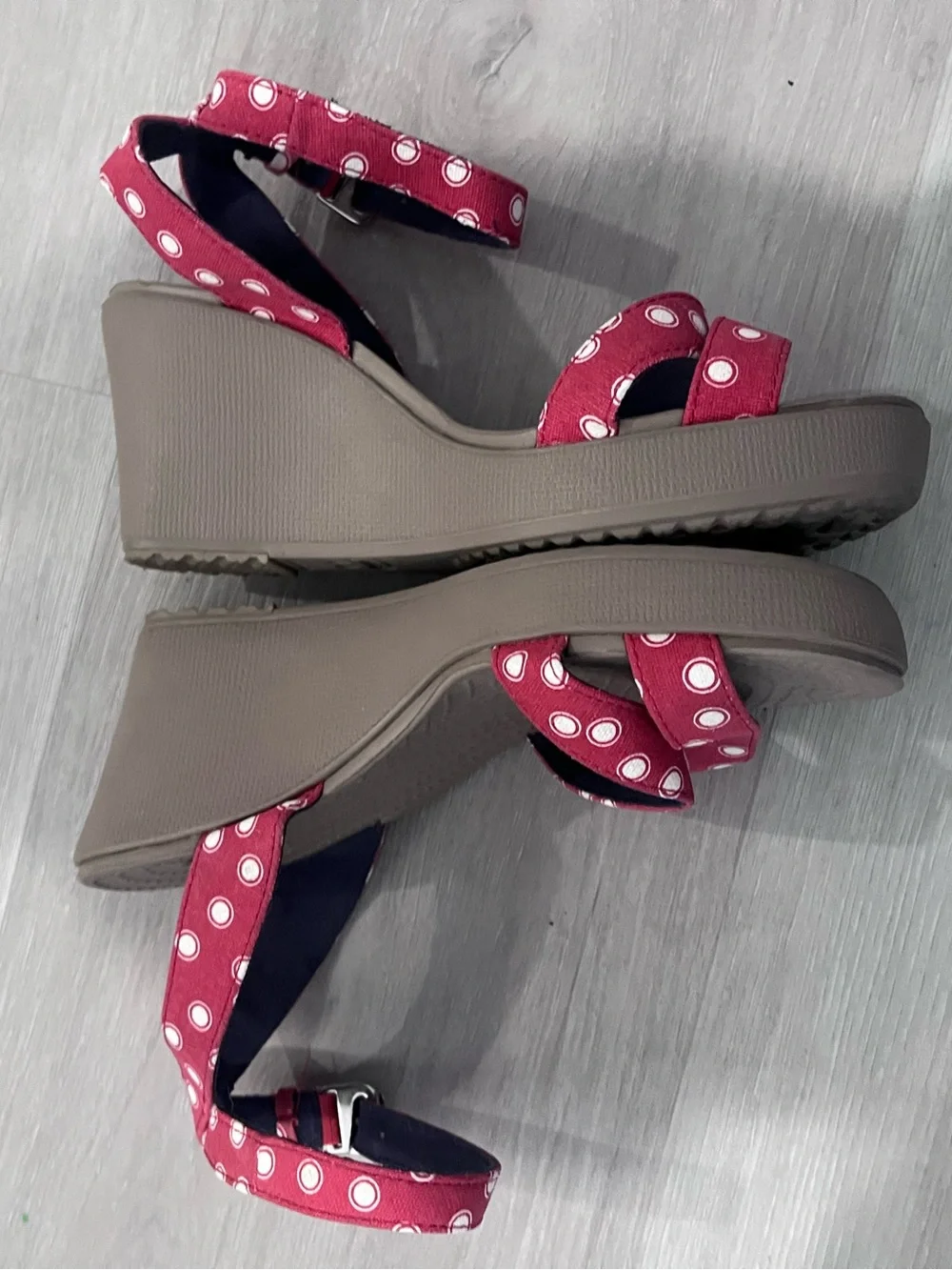 CROCS Leigh graphic polka dot wedge - Picture 5 of 6